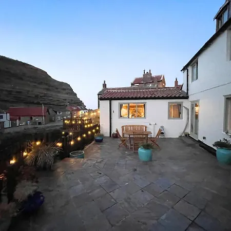 Cliff Crest Holiday home *