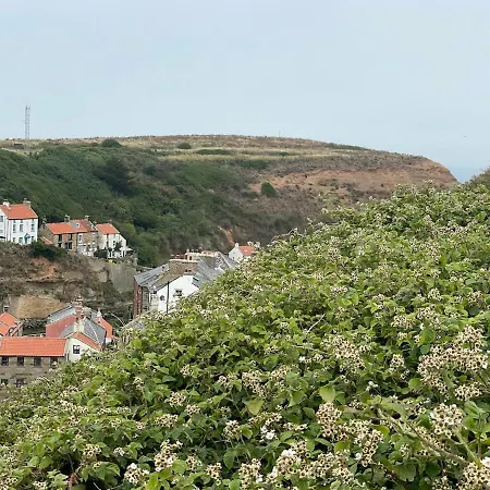 Holiday home Cliff Crest *